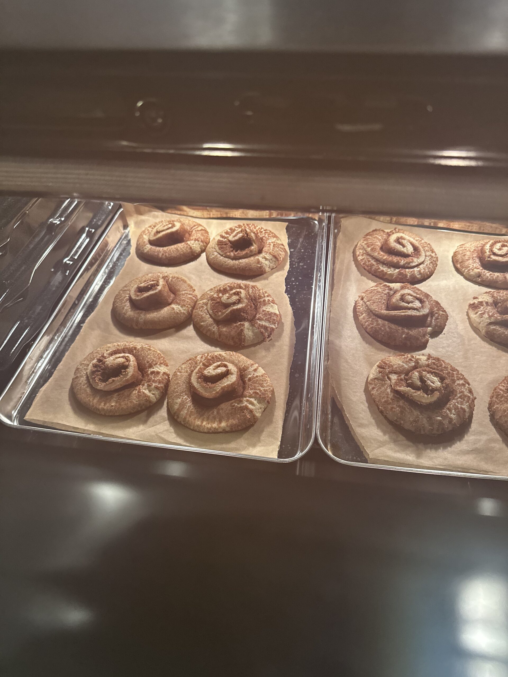 Baking Cinnamon Roll Cookies Baking Cinnamon Roll Cookies