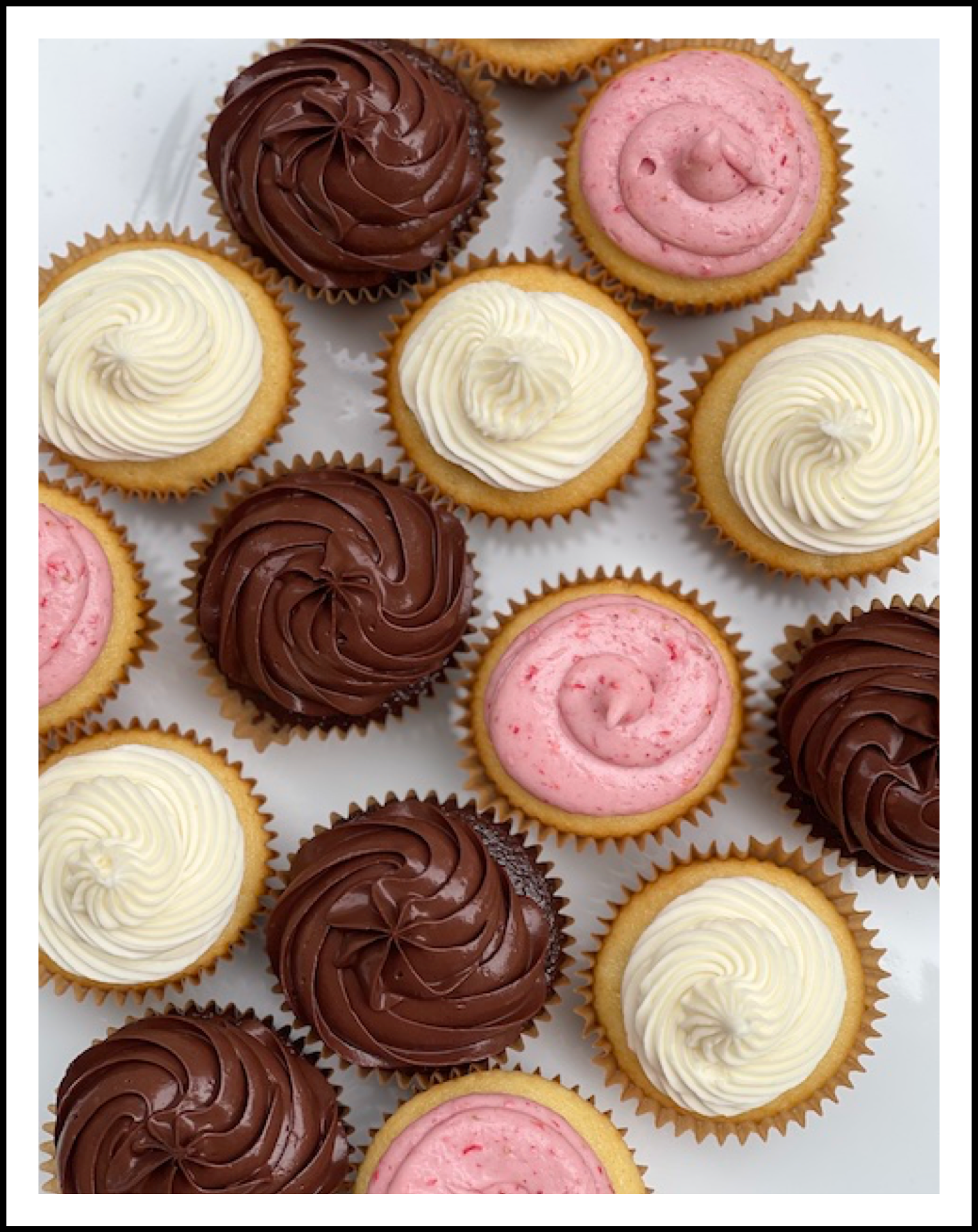 Vanilla and Strawberry Cupcakes